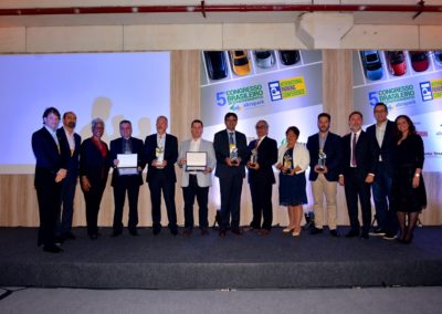 Vencedores do Prêmio TOP Abrapark 2016 com representantes da Diretoria da Abrapark e IPI