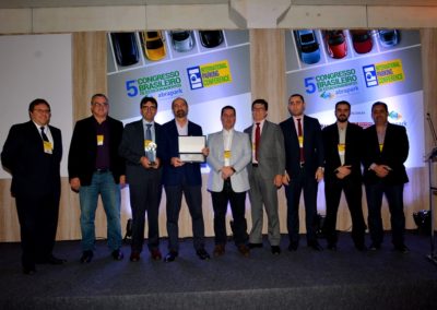 Equipe Multipark recebe o Prêmio pelo case Projeto Brasil 21