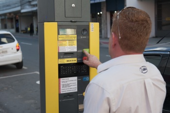 Vitória (ES) vai ganhar mais 2 mil vagas de estacionamento rotativo