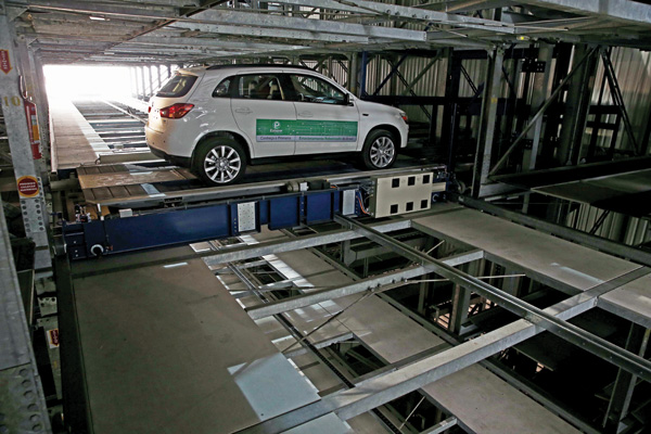 Primeira garagem robotizada do Brasil