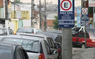 Governo do DF tem interesse em cobrar por estacionamento público